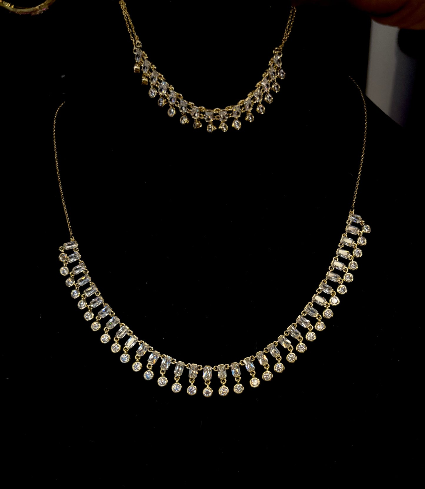Elegant Statement Necklace Set - 20"